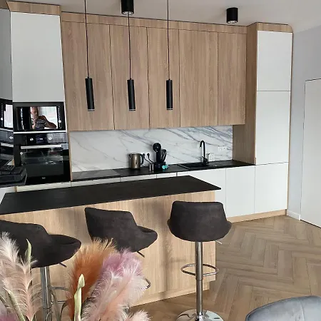 - Par La 6a Apartment