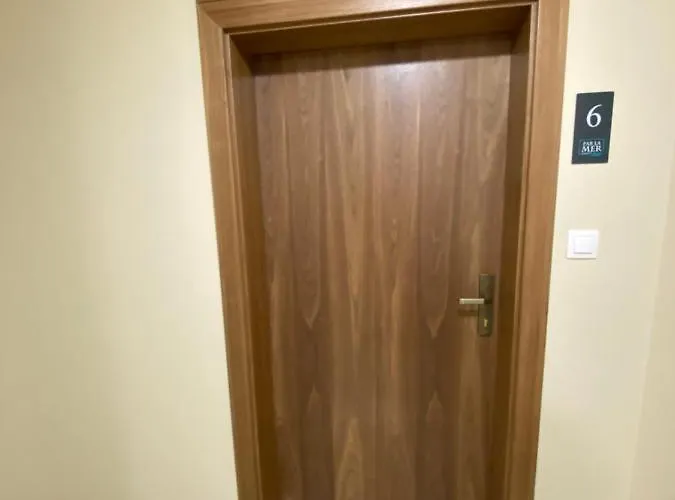 Apartament - Par La 6a *