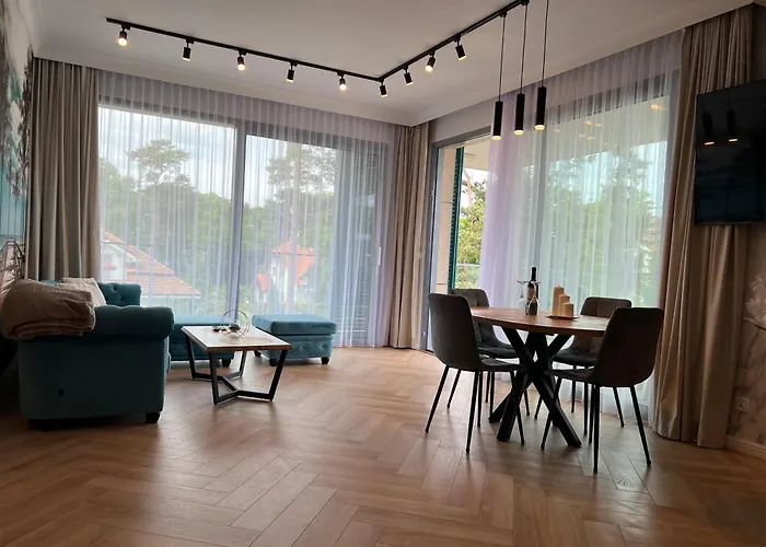 Apartament - Par La 6a